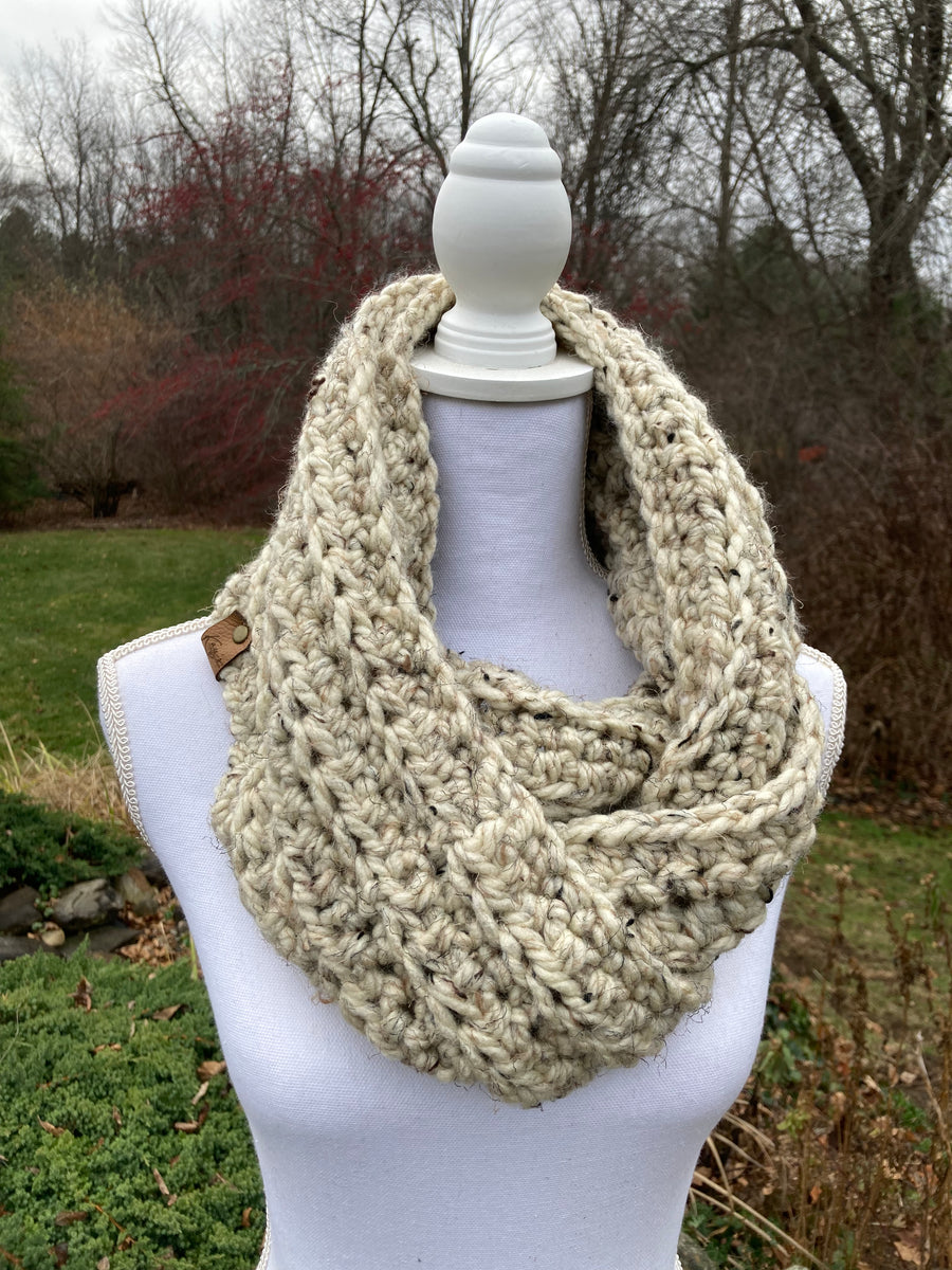 Oatmeal infinity scarf  chunky crochet fall, winter circle cowl